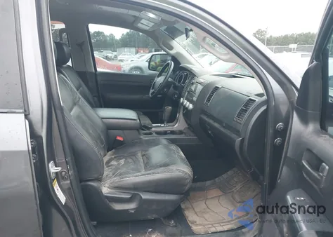 2011 Toyota Tundra Grade 5.7L V8 из США, поврежденный, VIN 5TFEY5F13BX099256